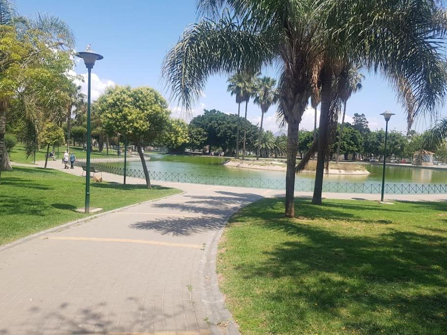 Apartamento Malaga 300 Metros De La Playa ภายนอก รูปภาพ