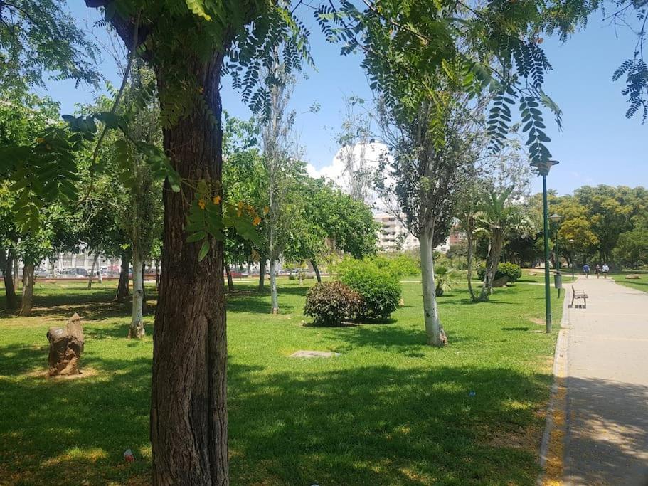Apartamento Malaga 300 Metros De La Playa ภายนอก รูปภาพ